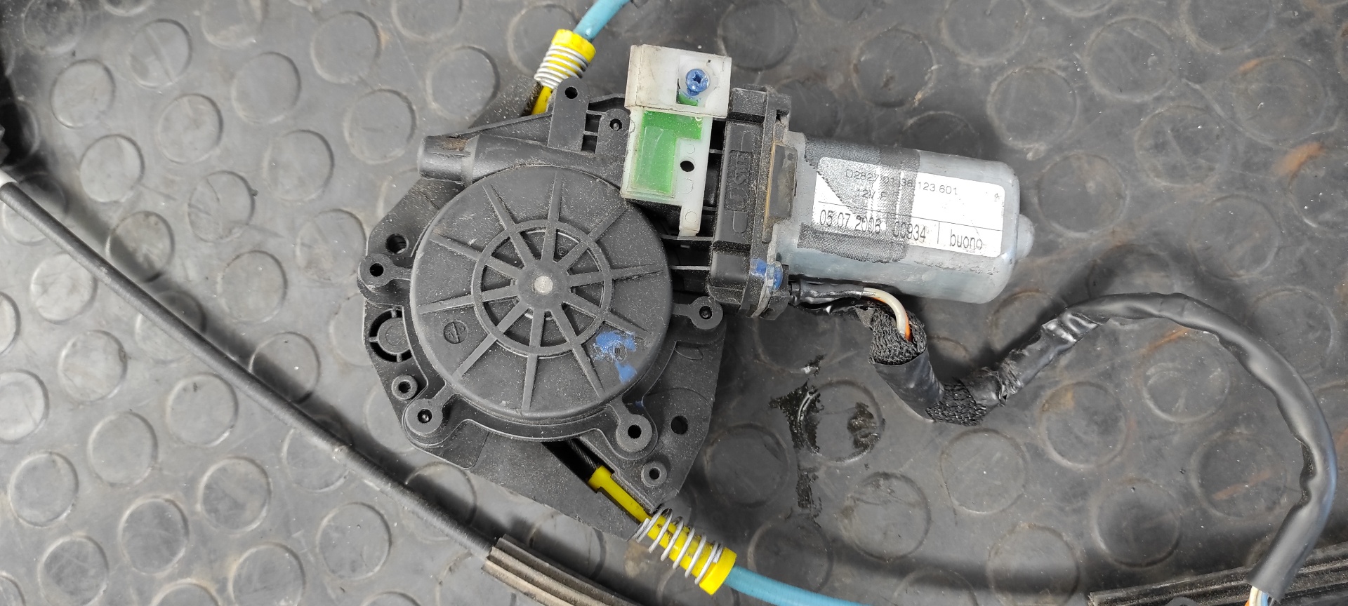 ELEVALUNAS DELANTERO DERECHO ALFA ROMEO GT (125) - vista 9