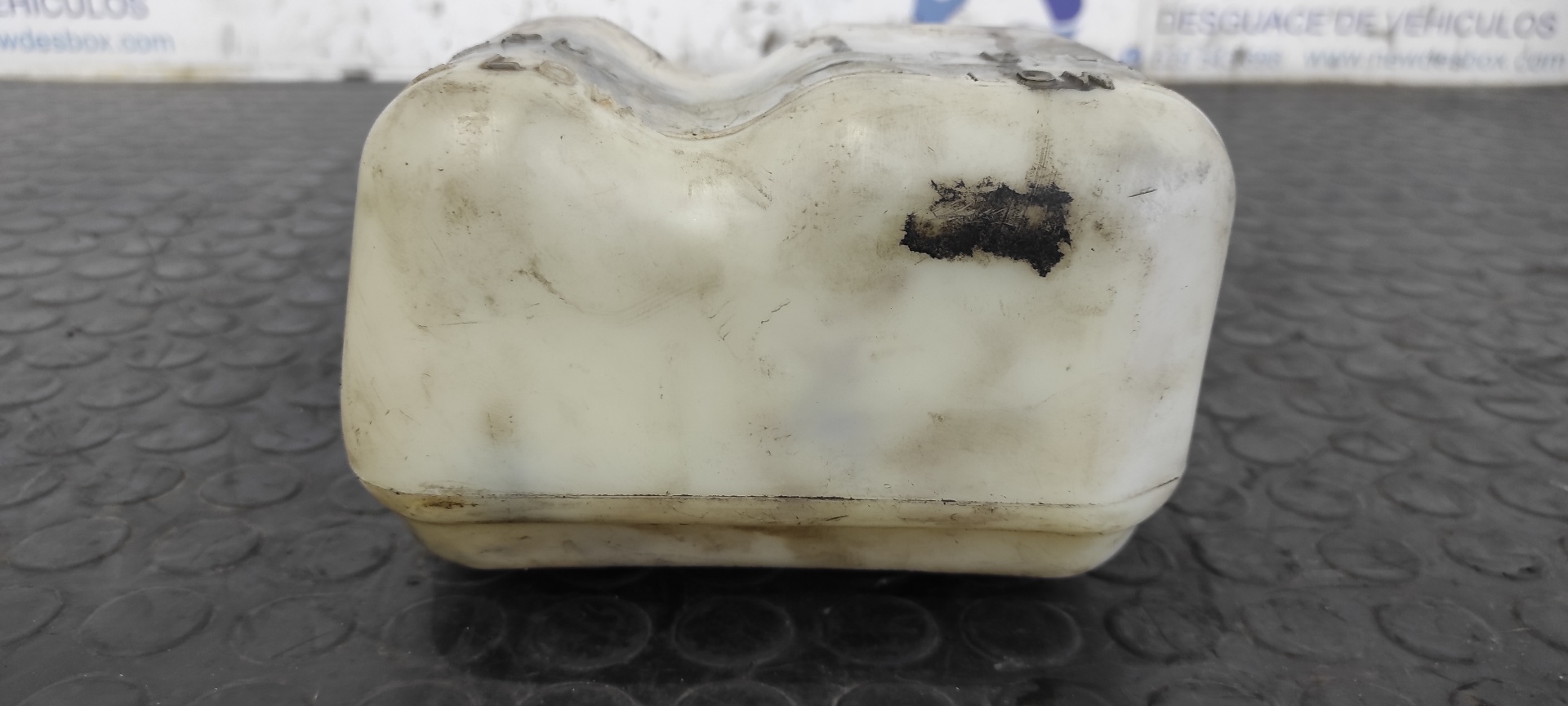 DEPOSITO EXPANSION MITSUBISHI MONTERO (V20/V40) - vista 2