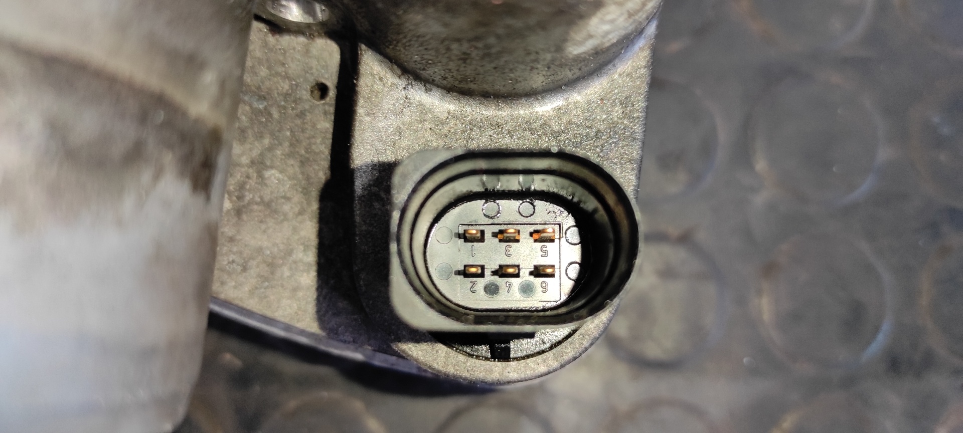 CAJA MARIPOSA RENAULT CLIO III - vista 7