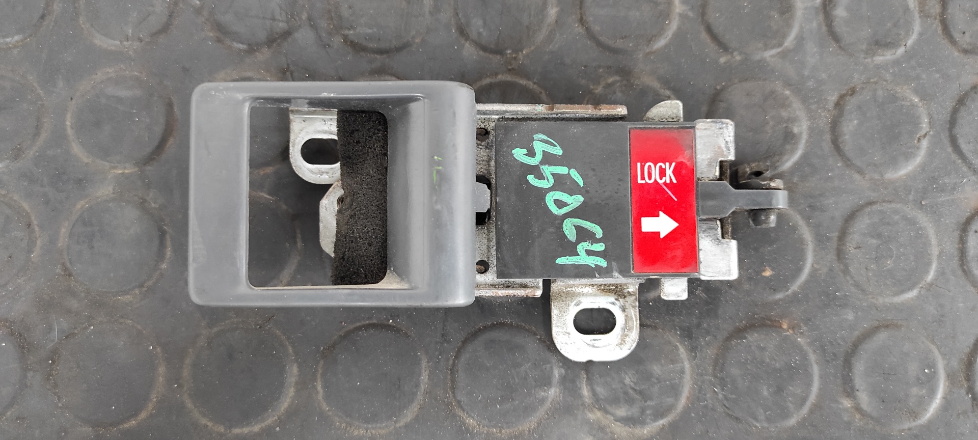 NO IDENTIFICADO MITSUBISHI MONTERO (V20/V40)