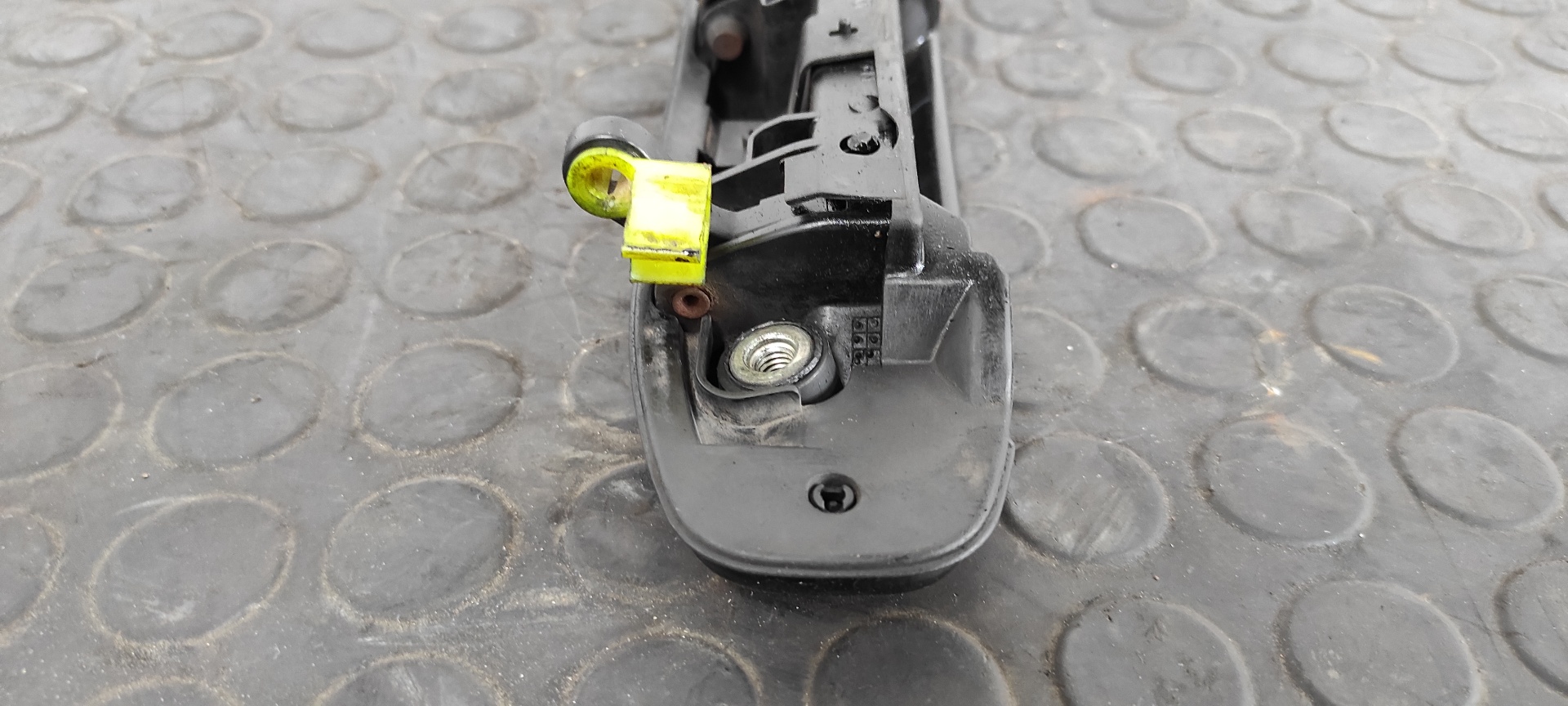 MANETA DELANTERA IZQUIERDA MITSUBISHI MONTERO (V20/V40) - vista 2