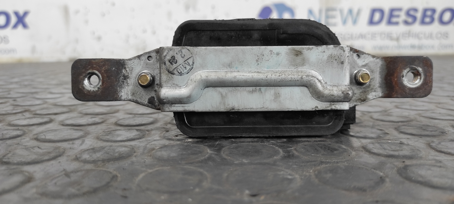 MOTOR CIERRE CENTRALIZADO DELANTERO DERECHO MITSUBISHI MONTERO (V20/V40) - vista 3