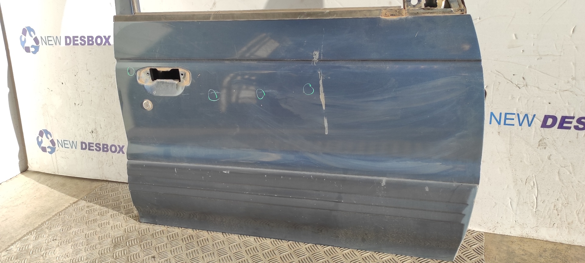 PUERTA DELANTERA DERECHA MITSUBISHI MONTERO (V20/V40) - vista 2