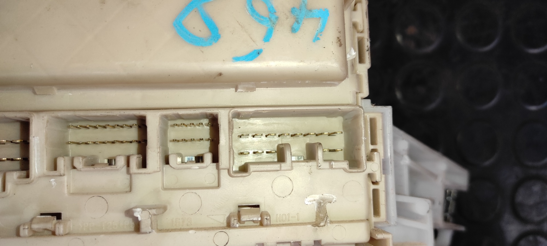 CAJA RELES / FUSIBLES TOYOTA VERSO 2.0 - vista 12