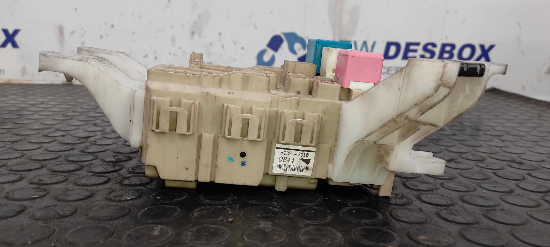 CAJA RELES / FUSIBLES TOYOTA VERSO 2.0 - vista 13