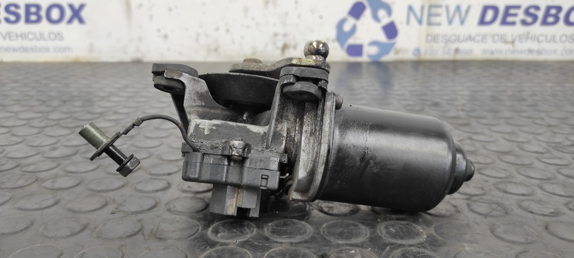 MOTOR LIMPIA DELANTERO MITSUBISHI MONTERO (V20/V40) - vista 3