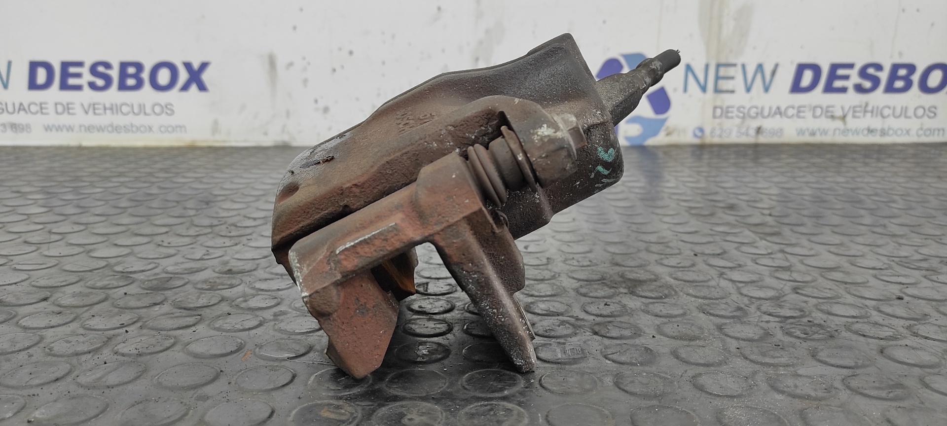 PINZA DE FRENO DELANTERA DERECHA FORD MONDEO BERLINA (GE) - vista 6