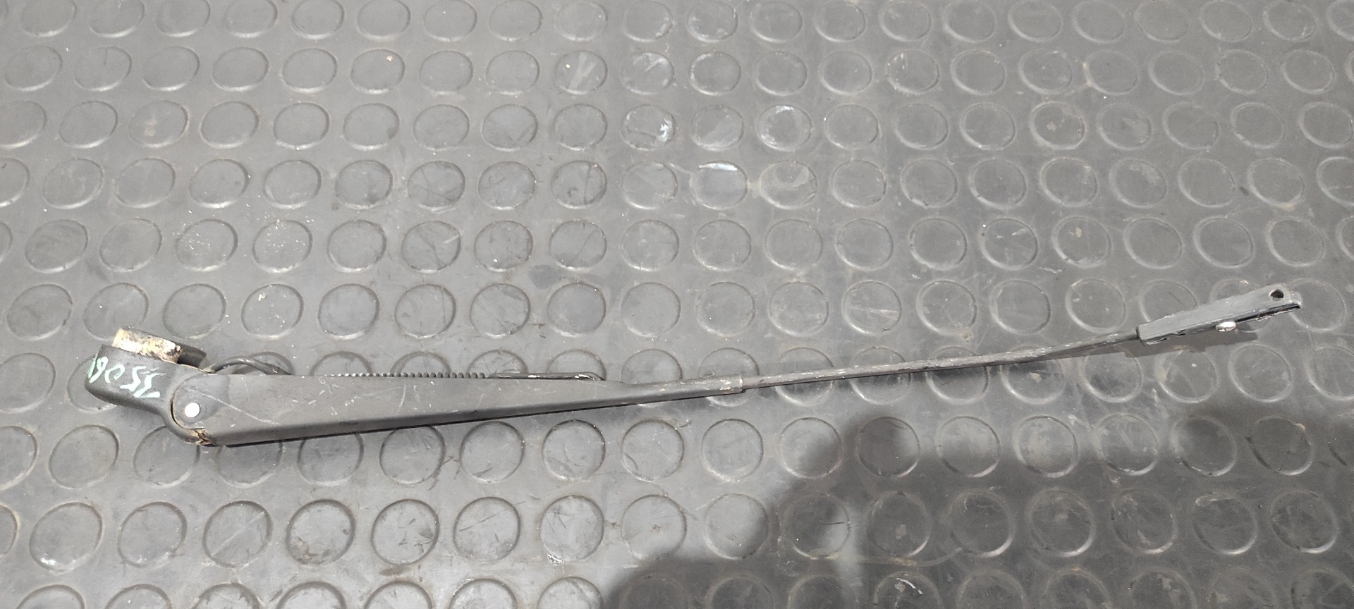 BRAZO LIMPIA TRASERO MITSUBISHI MONTERO (V20/V40) - vista 3