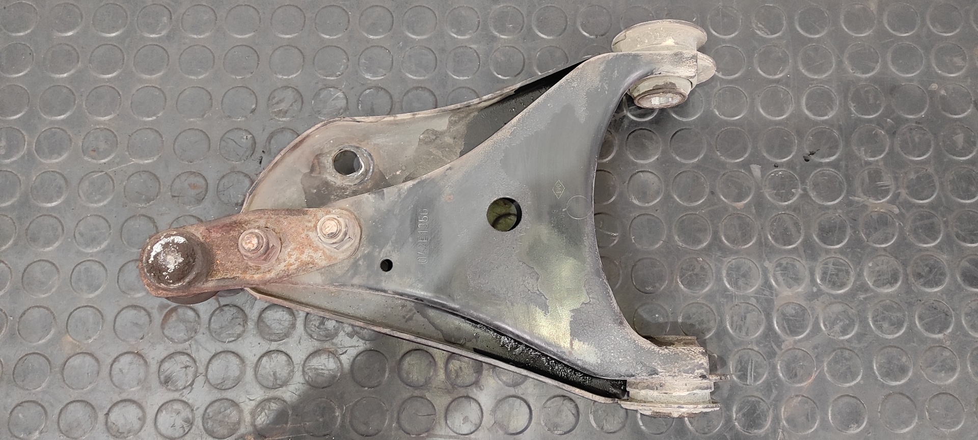 BRAZO IZQUIERDO INFERIOR DELANTERO RENAULT TWINGO - vista 6