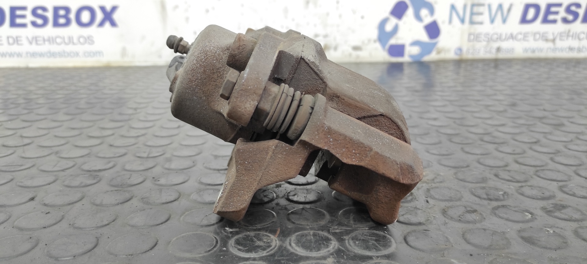 PINZA DE FRENO DELANTERA IZQUIERDA RENAULT TWINGO - vista 3