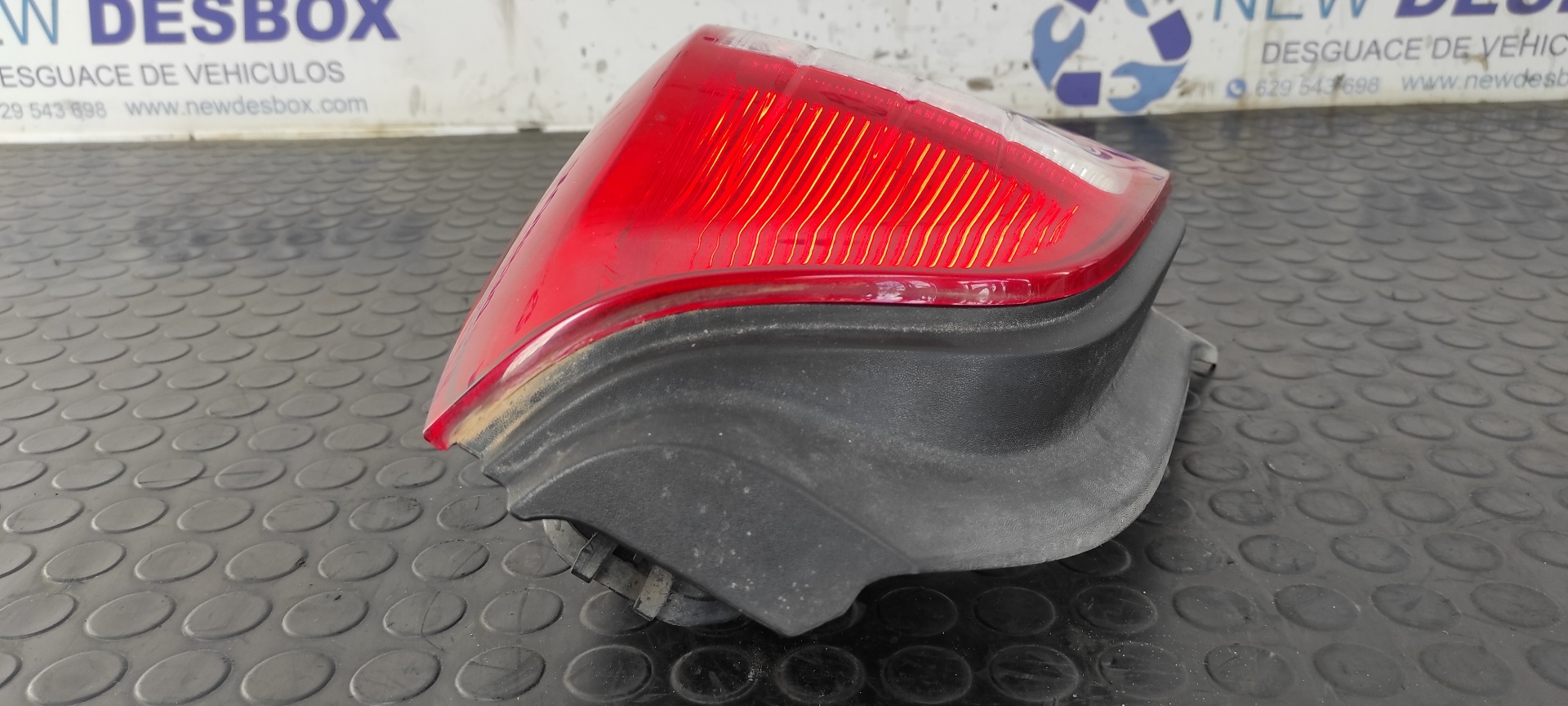 PILOTO TRASERO DERECHO RENAULT TWINGO - vista 8