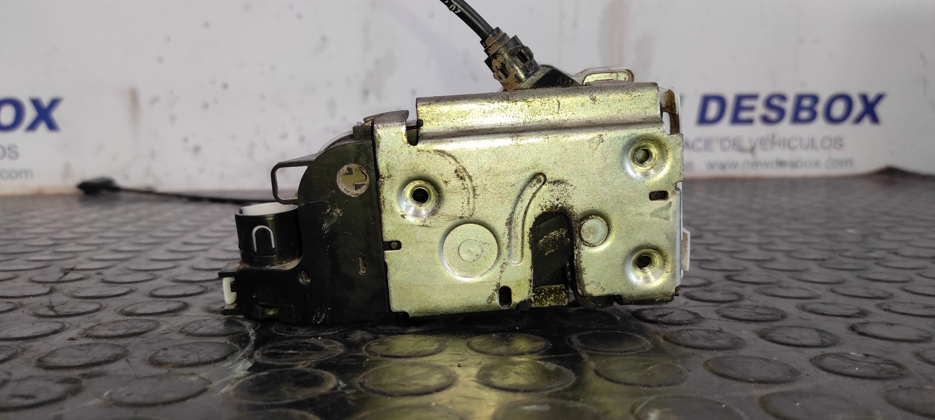 CERRADURA PUERTA DELANTERA DERECHA RENAULT TWINGO - vista 2