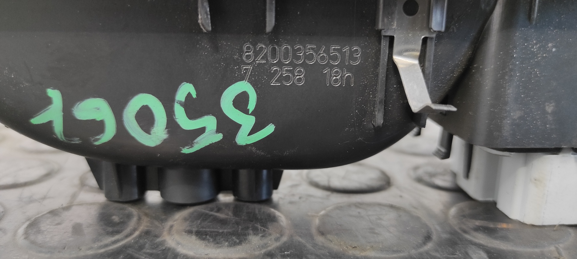 MANDO ELEVALUNAS DELANTERO IZQUIERDO RENAULT TWINGO - vista 3