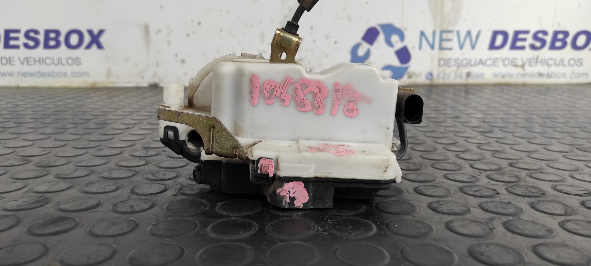 CERRADURA PUERTA DELANTERA DERECHA SEAT IBIZA (6K)