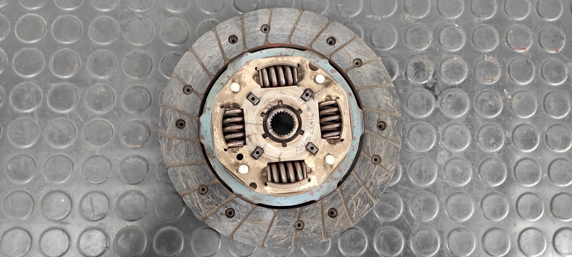 KIT EMBRAGUE VOLKSWAGEN LUPO (6X1/6E1) - vista 3