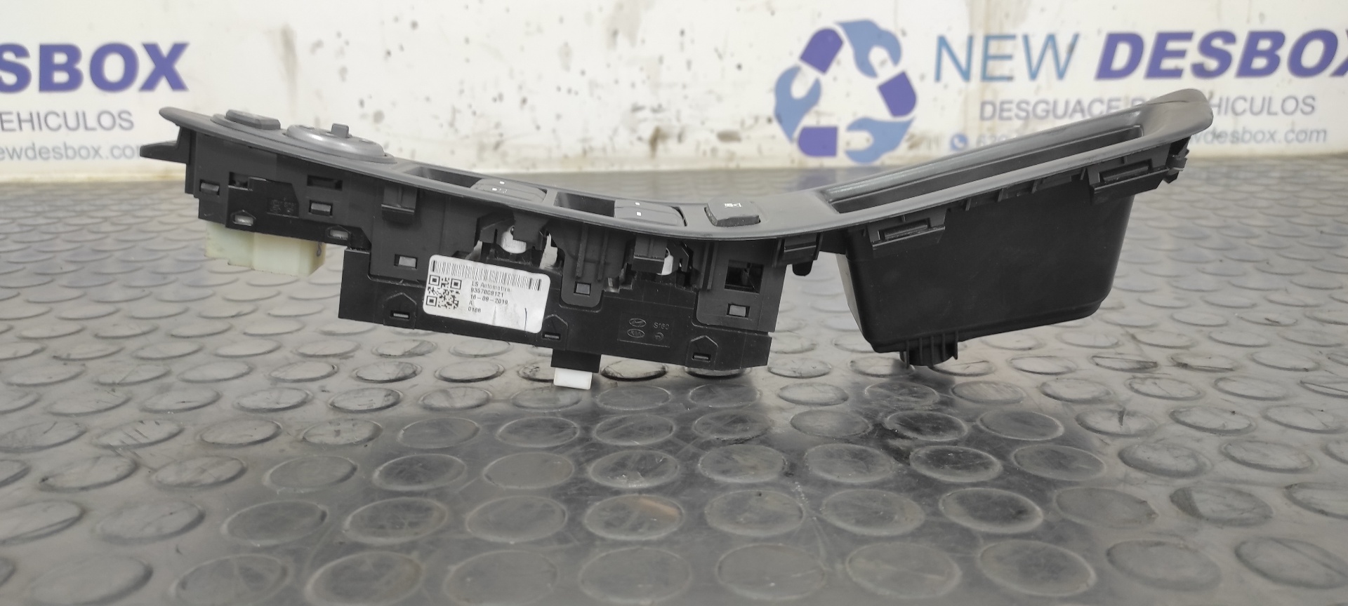 MANDO ELEVALUNAS DELANTERO IZQUIERDO HYUNDAI I20 ACTIVE - vista 8