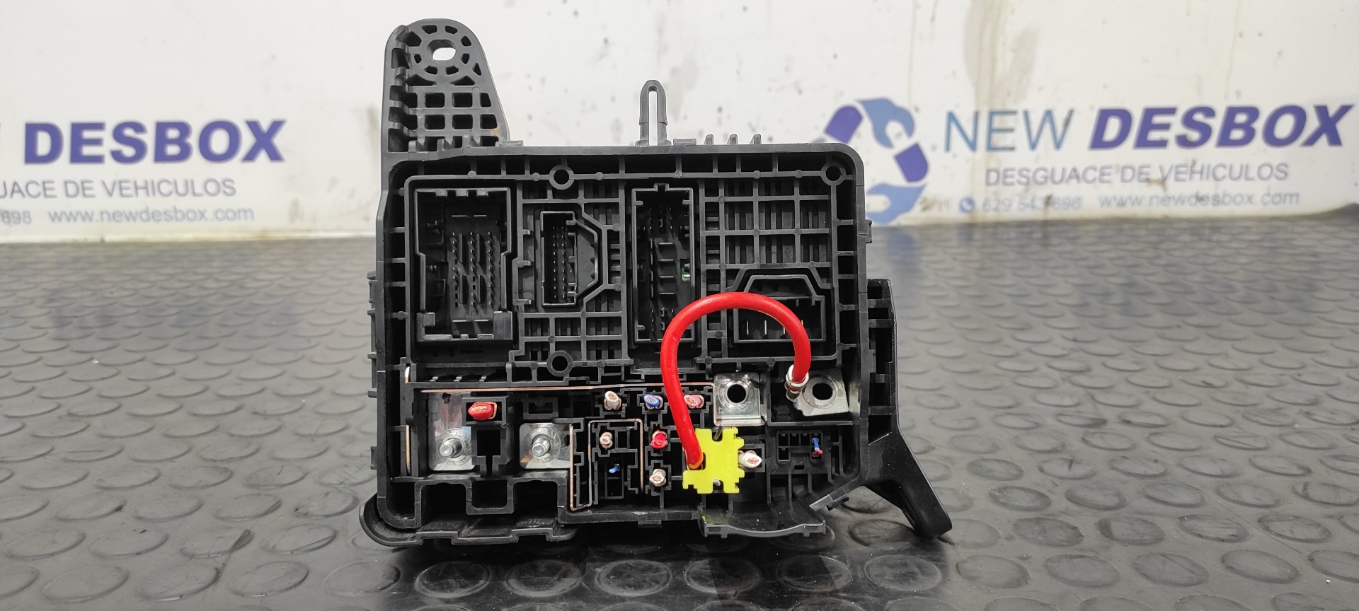 CAJA RELES / FUSIBLES HYUNDAI I20 ACTIVE