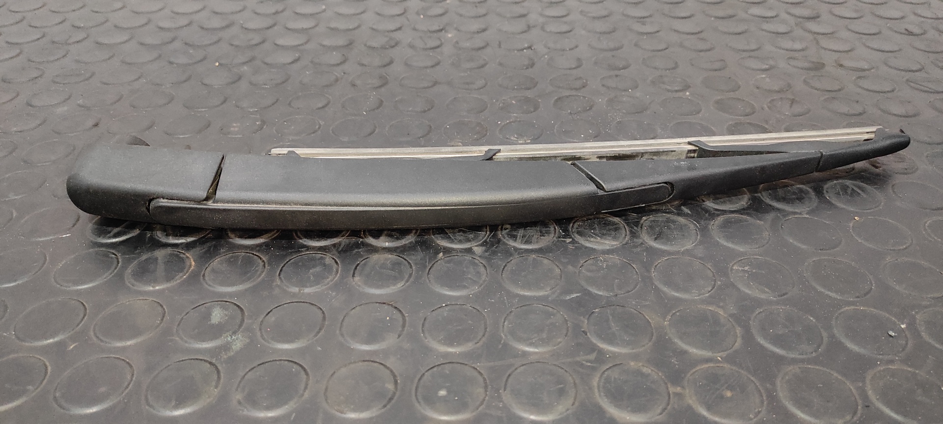 BRAZO LIMPIA TRASERO HYUNDAI I20 ACTIVE