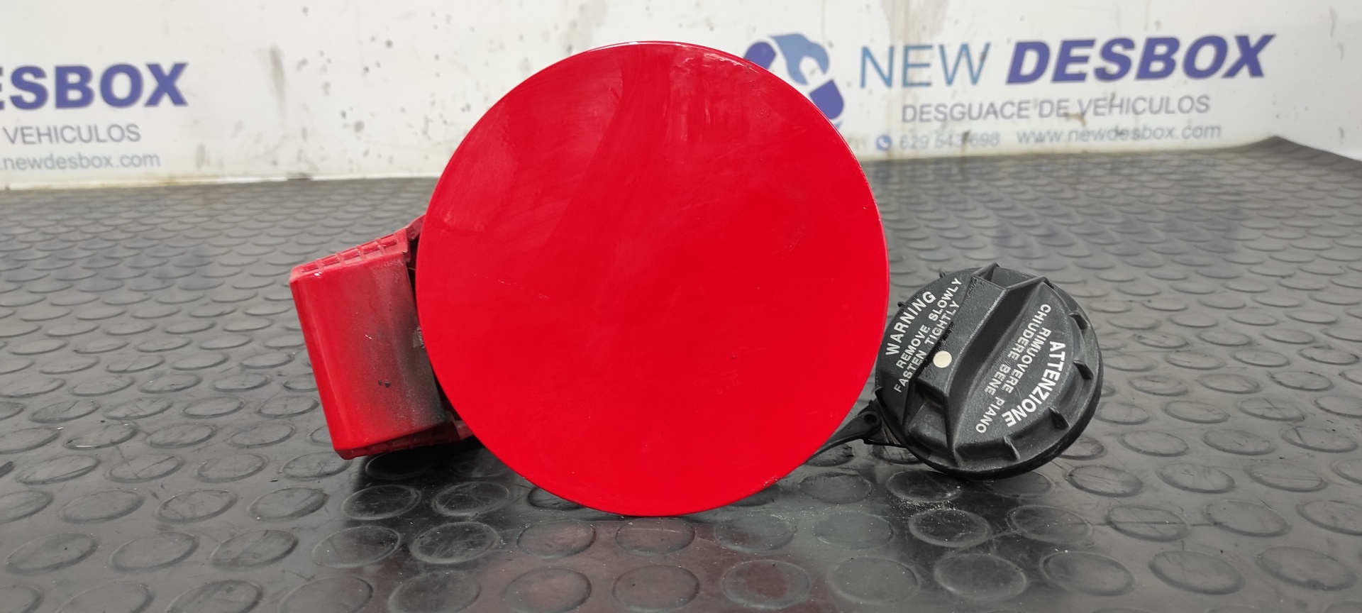 TAPA EXTERIOR COMBUSTIBLE HYUNDAI I20 ACTIVE