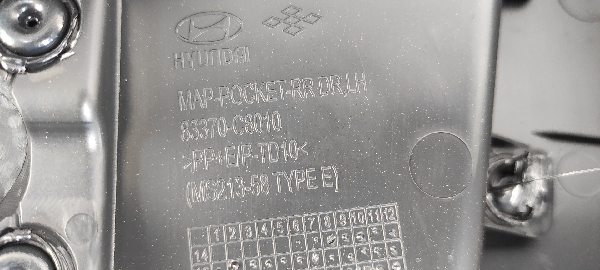 GUARNECIDO PUERTA TRASERA IZQUIERDA HYUNDAI I20 ACTIVE - vista 4