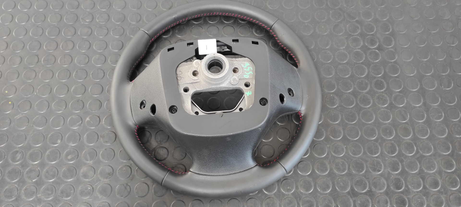 VOLANTE HYUNDAI I20 ACTIVE - vista 8