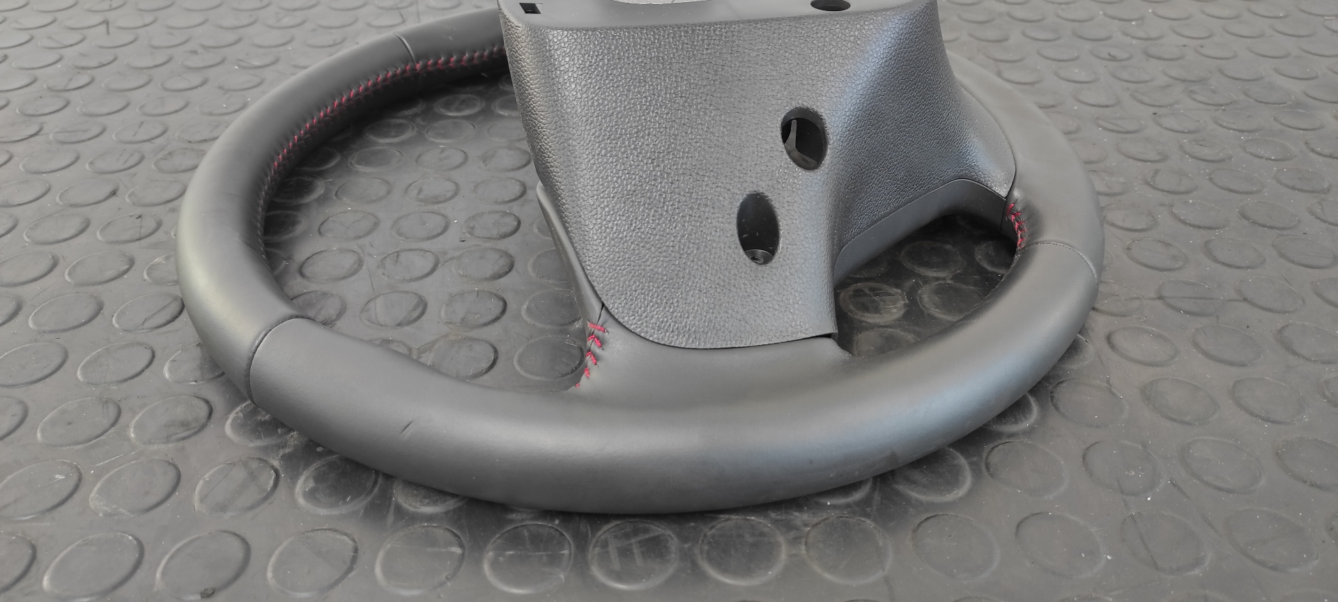 VOLANTE HYUNDAI I20 ACTIVE - vista 7