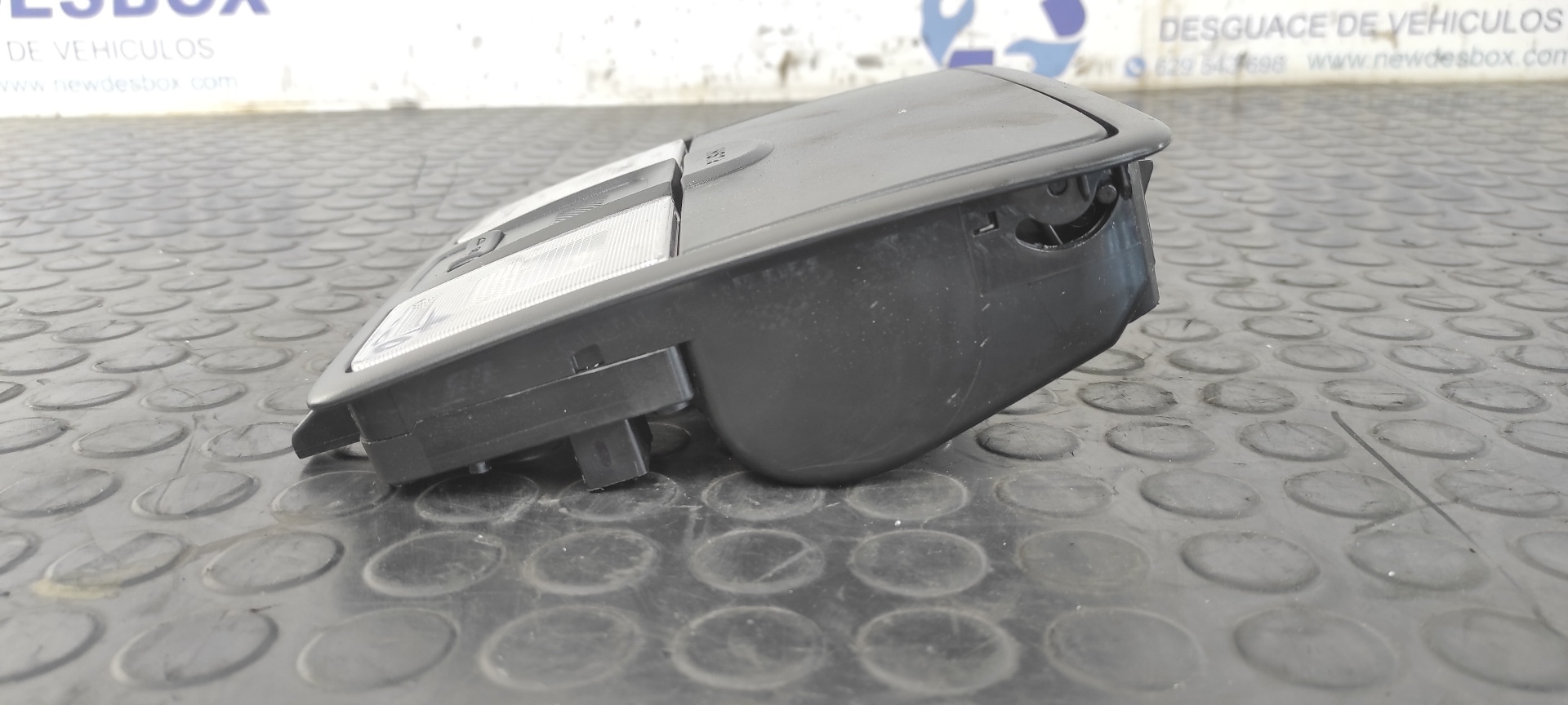 LUZ INTERIOR HYUNDAI I20 ACTIVE - vista 4