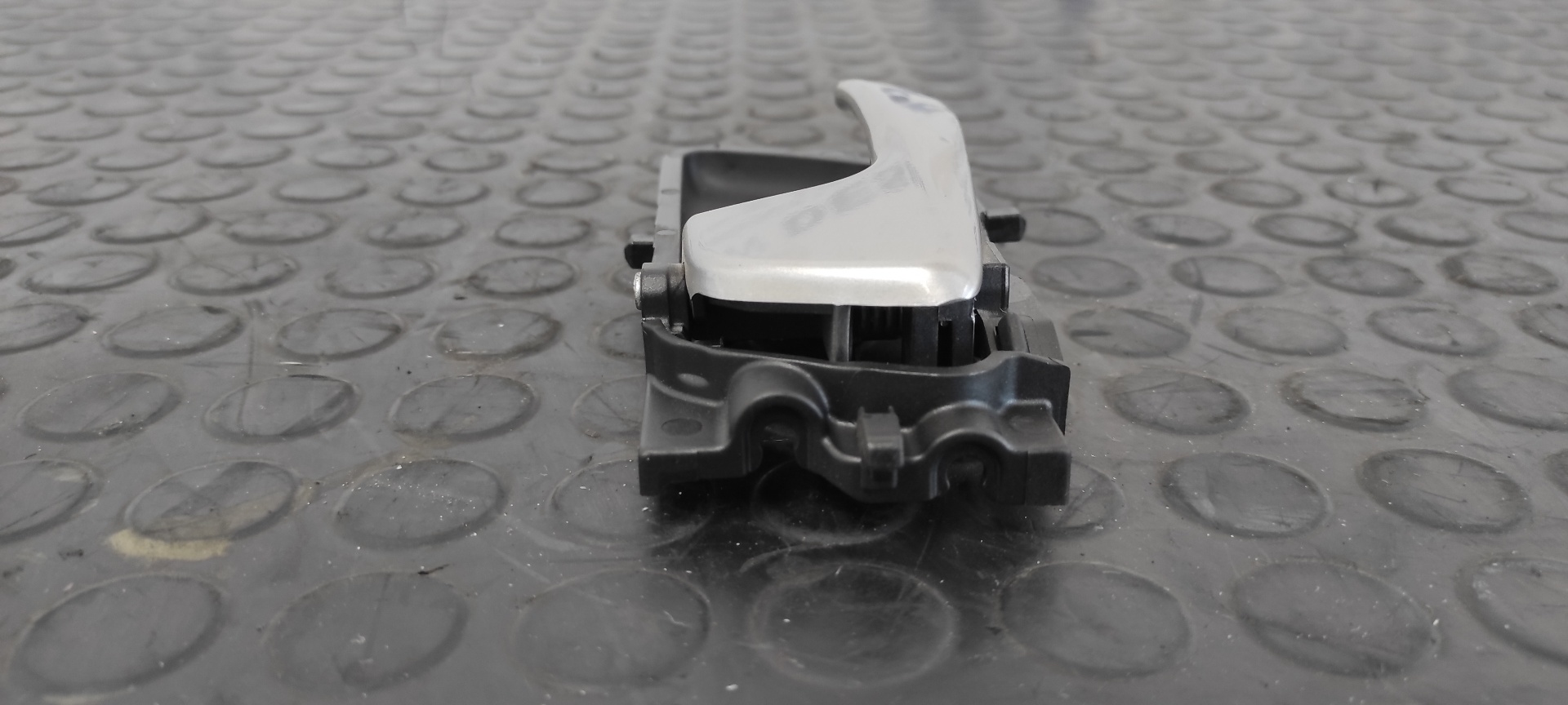 MANETA INTERIOR DELANTERA IZQUIERDA HYUNDAI I20 ACTIVE - vista 3