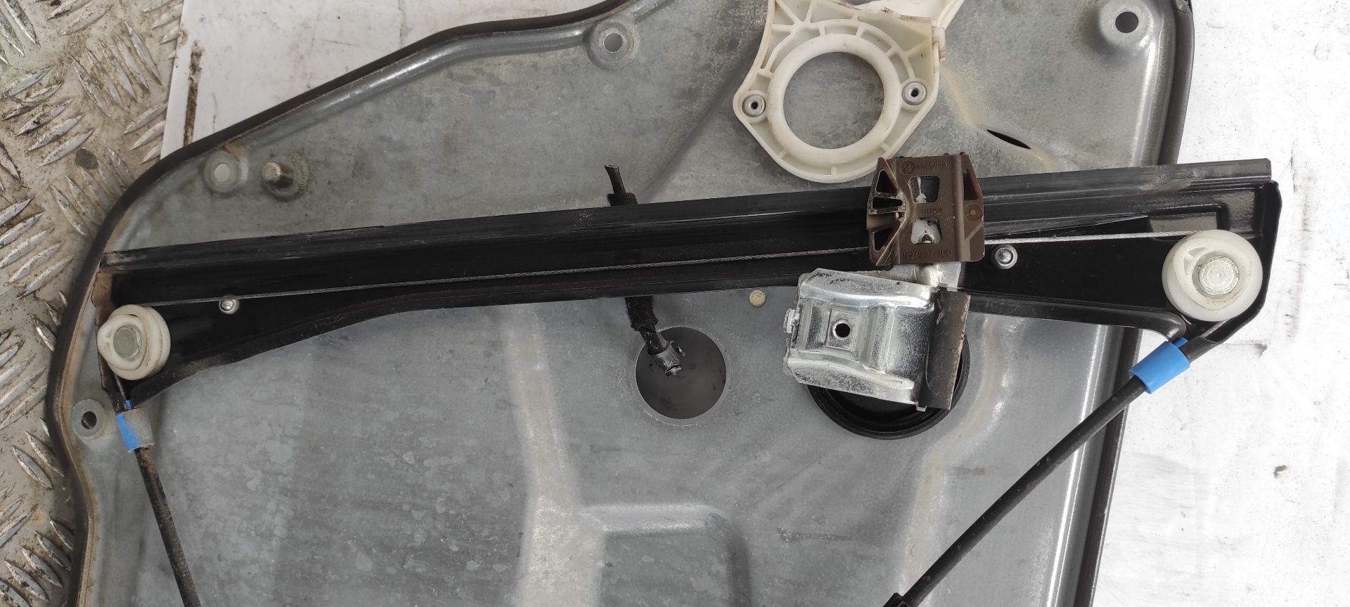 ELEVALUNAS DELANTERO DERECHO SEAT IBIZA (6L1) - vista 2