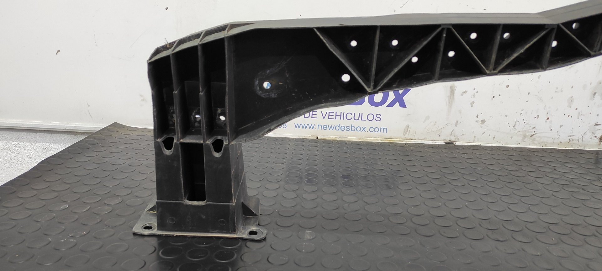 REFUERZO PARAGOLPES DELANTERO CITROEN C4 BERLINA - vista 9