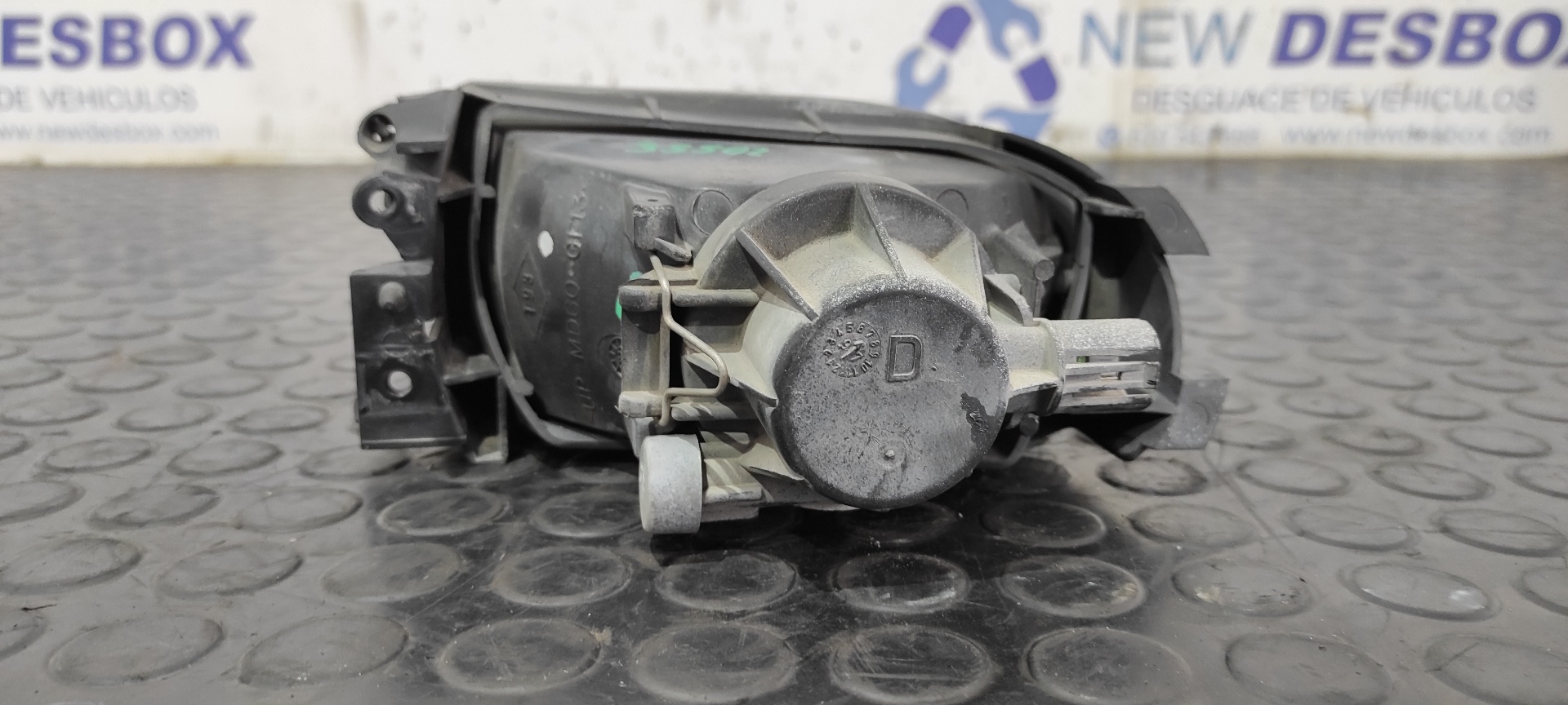 FARO ANTINIEBLA DERECHO RENAULT CLIO I FASE I+II (B/C57) - vista 8