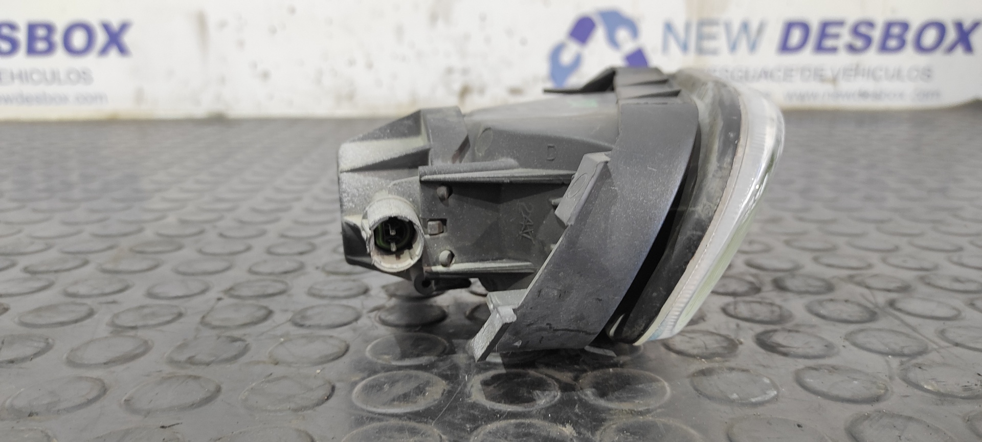 FARO ANTINIEBLA DERECHO RENAULT CLIO I FASE I+II (B/C57) - vista 4