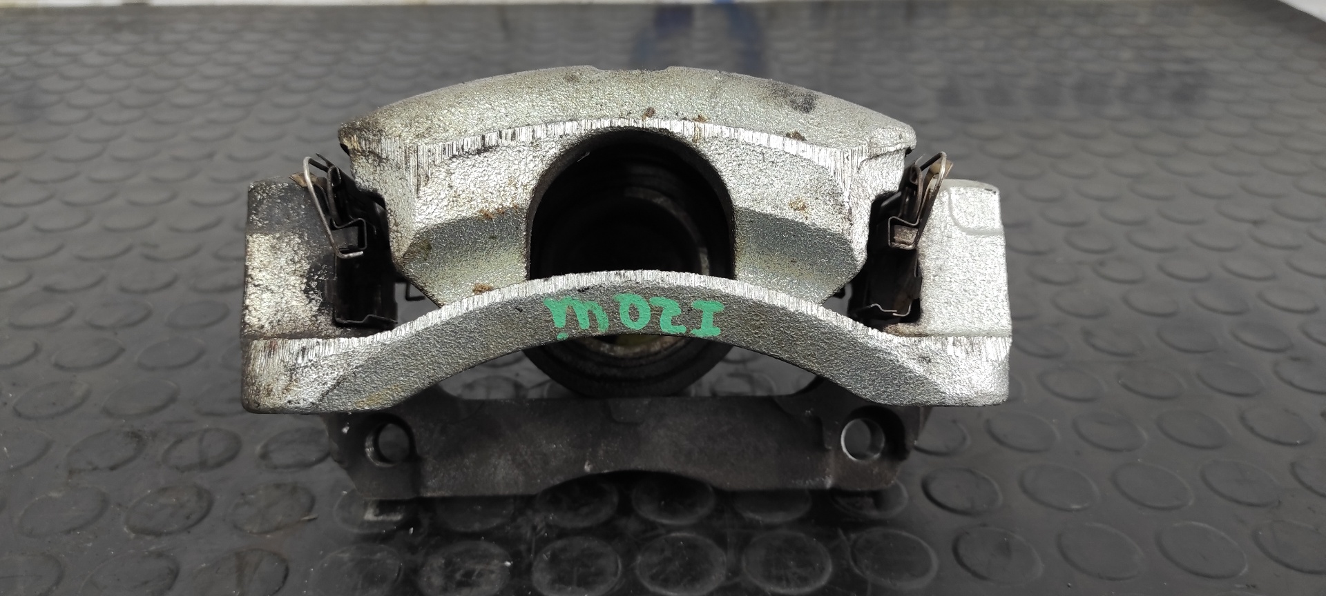 PINZA DE FRENO DELANTERA IZQUIERDA NISSAN QASHQAI (J11) - vista 2