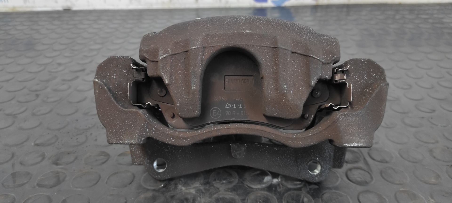 PINZA DE FRENO DELANTERA IZQUIERDA TOYOTA COROLLA VERSO (R1) - vista 2