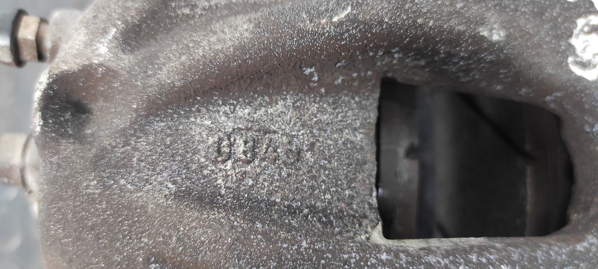 PINZA DE FRENO DELANTERA IZQUIERDA TOYOTA COROLLA VERSO (R1) - vista 8