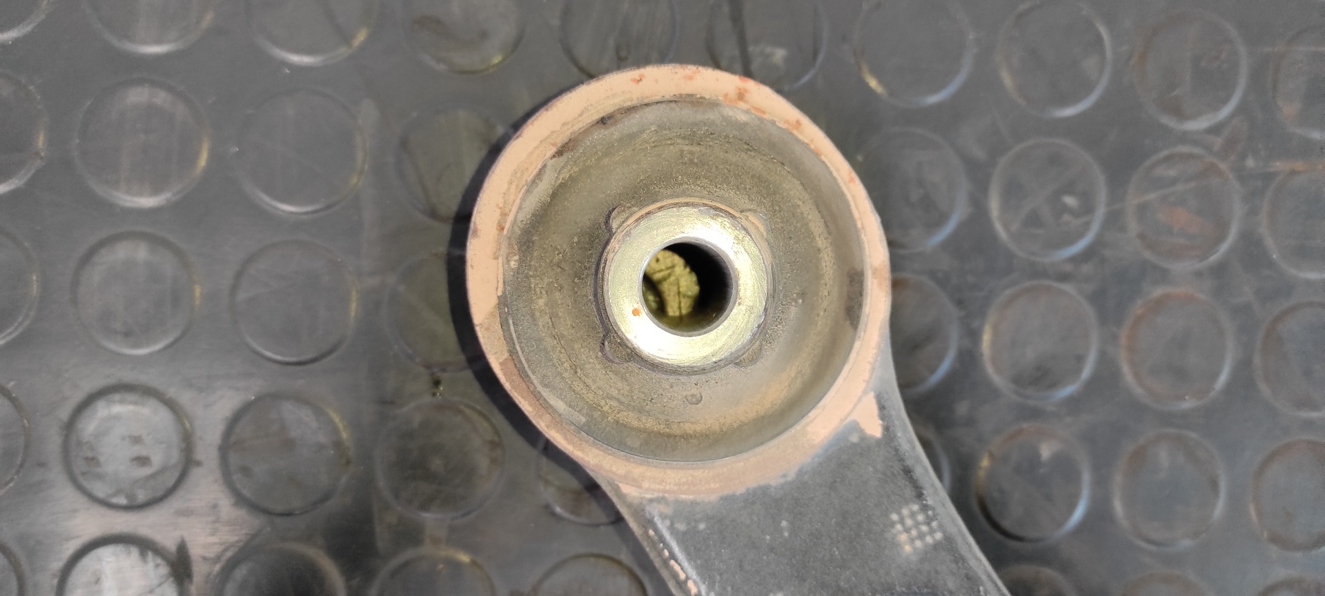 BRAZO IZQUIERDO INFERIOR DELANTERO CITROEN C4 BERLINA - vista 6