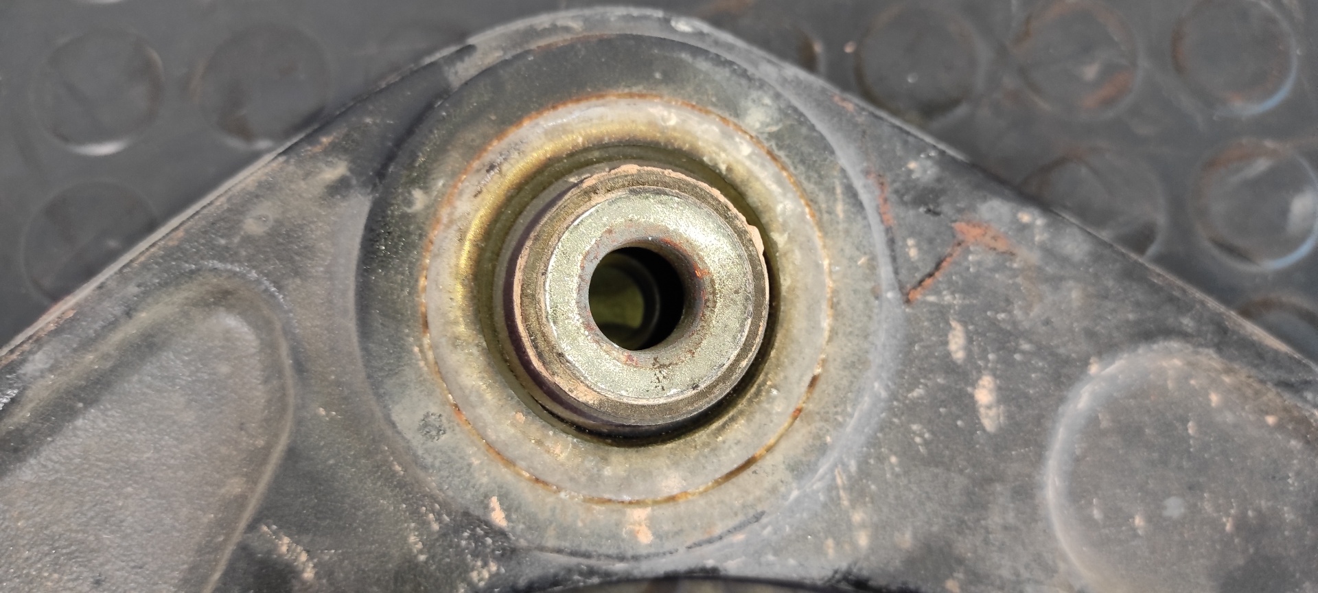 BRAZO IZQUIERDO INFERIOR DELANTERO CITROEN C4 BERLINA - vista 3