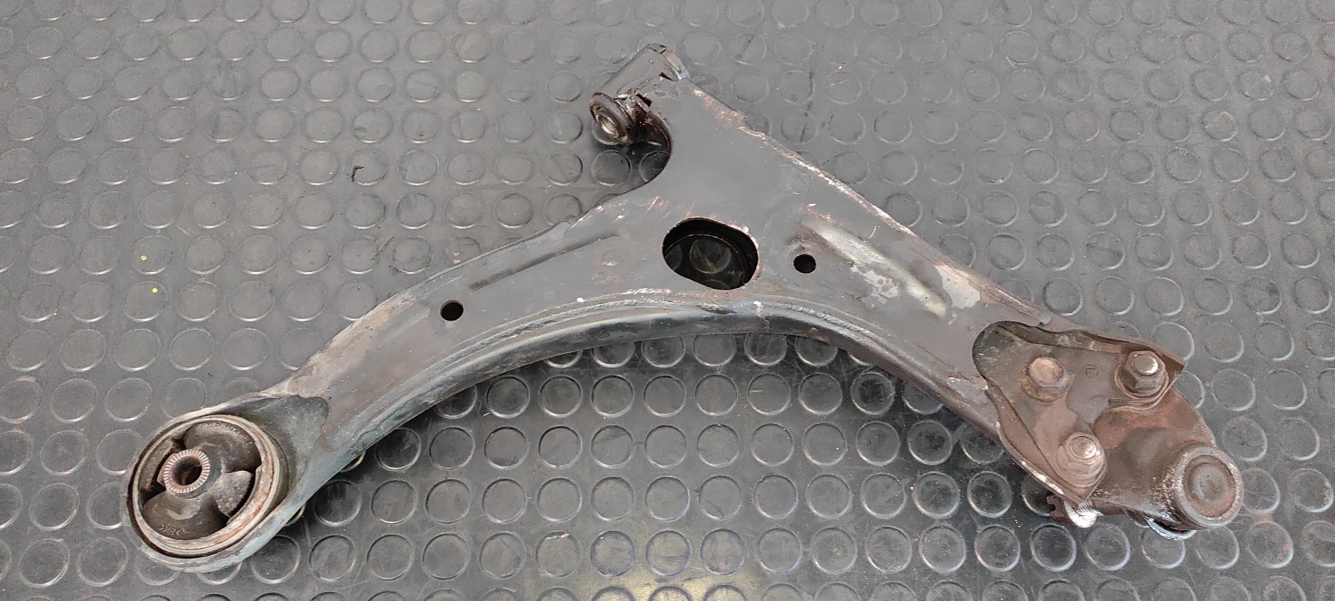 BRAZO IZQUIERDO INFERIOR DELANTERO TOYOTA COROLLA VERSO (R1) - vista 3