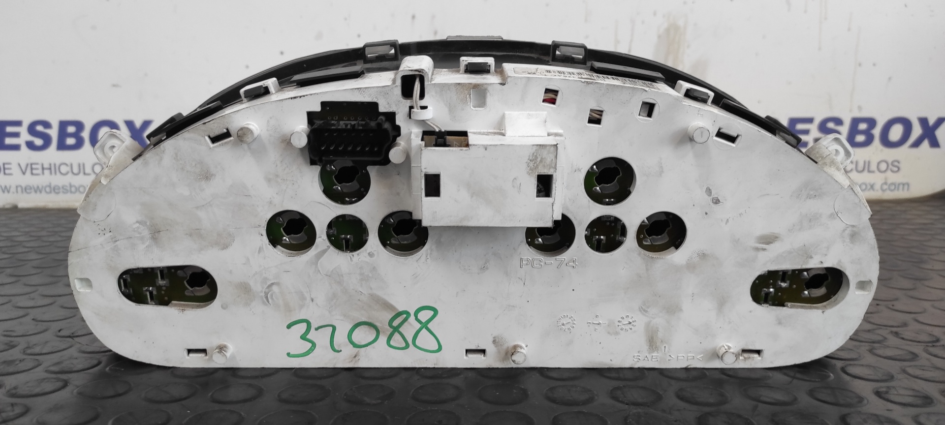 CUADRO INSTRUMENTOS CHRYSLER VOYAGER (RG) - vista 8