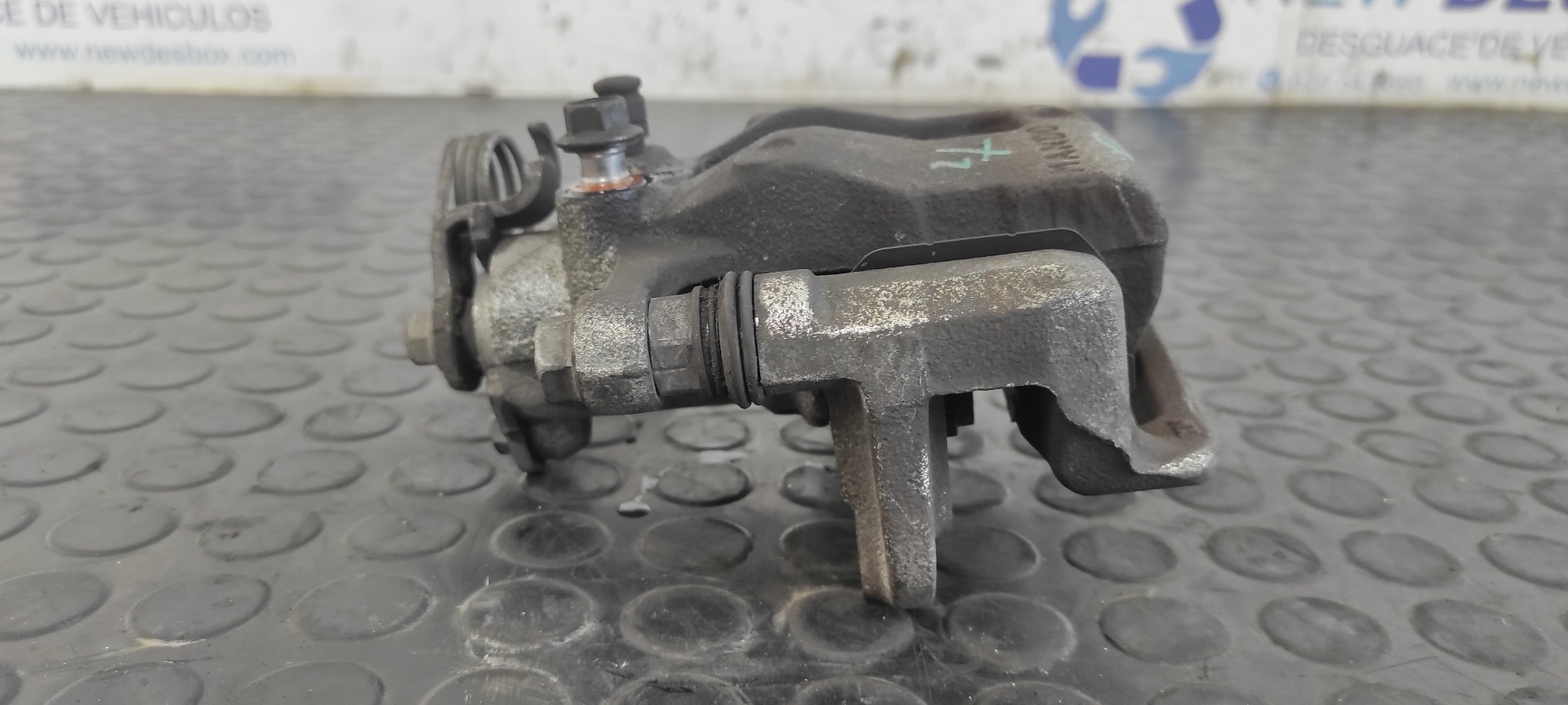 PINZA DE FRENO TRASERA DERECHA HYUNDAI I20 ACTIVE - vista 2