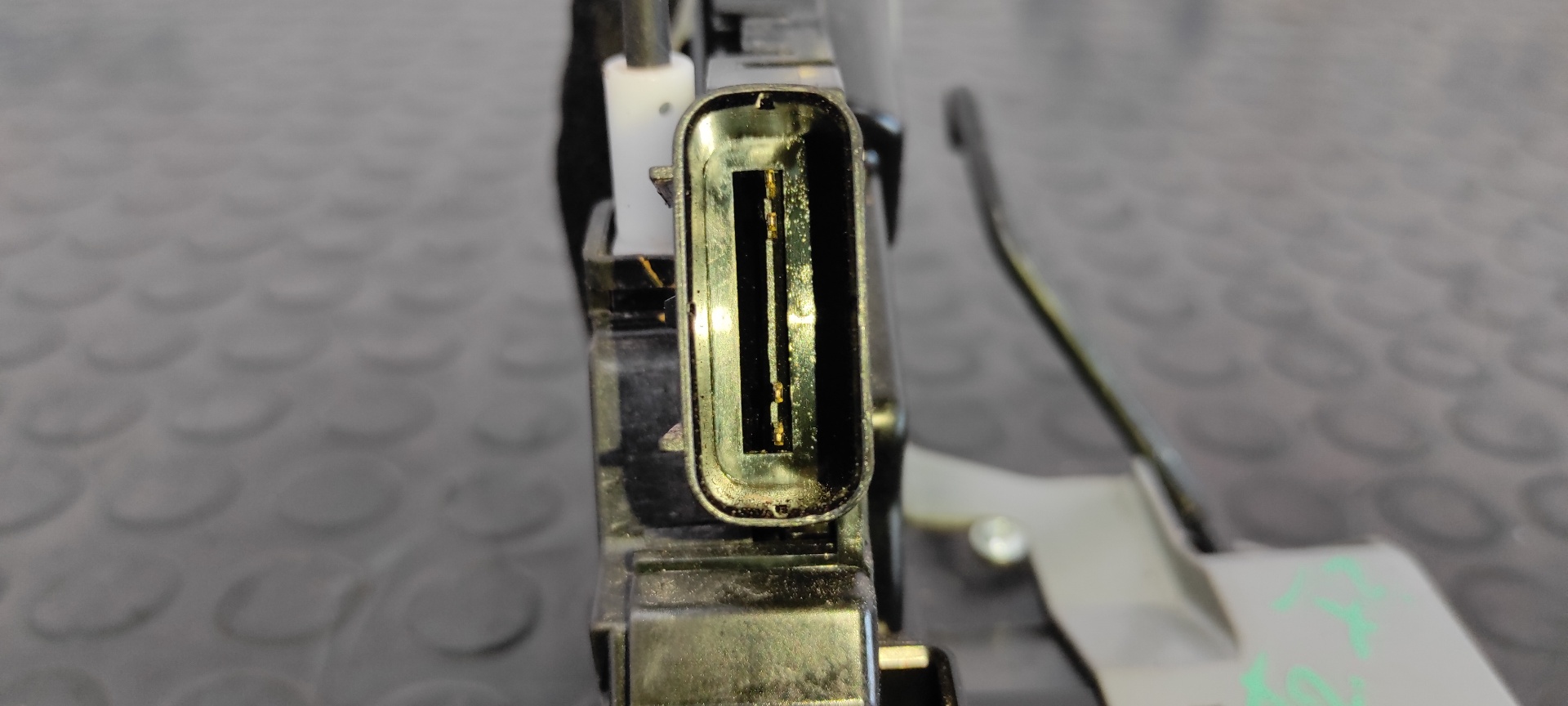 CERRADURA PUERTA TRASERA IZQUIERDA HYUNDAI I20 ACTIVE - vista 6