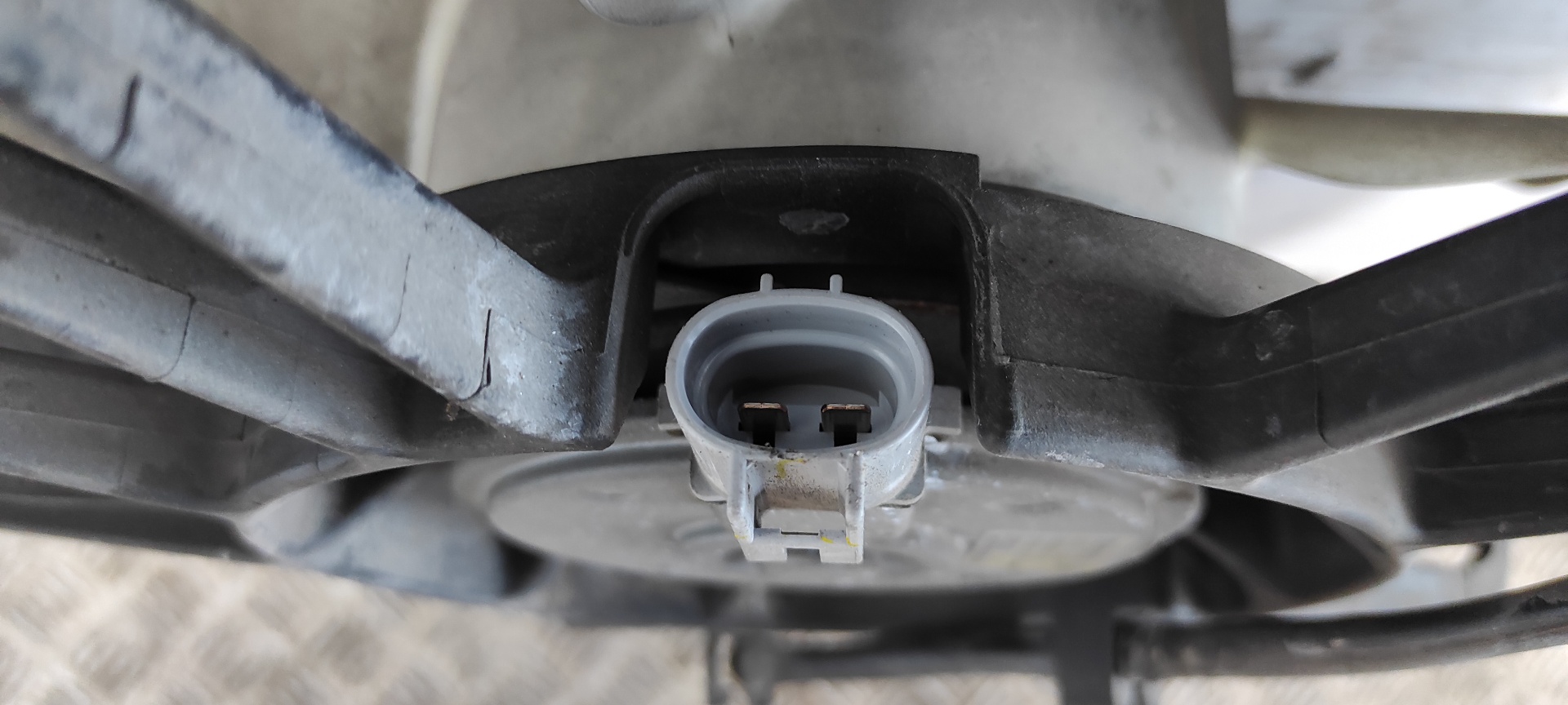 ELECTROVENTILADOR TOYOTA COROLLA VERSO (R1) - vista 4