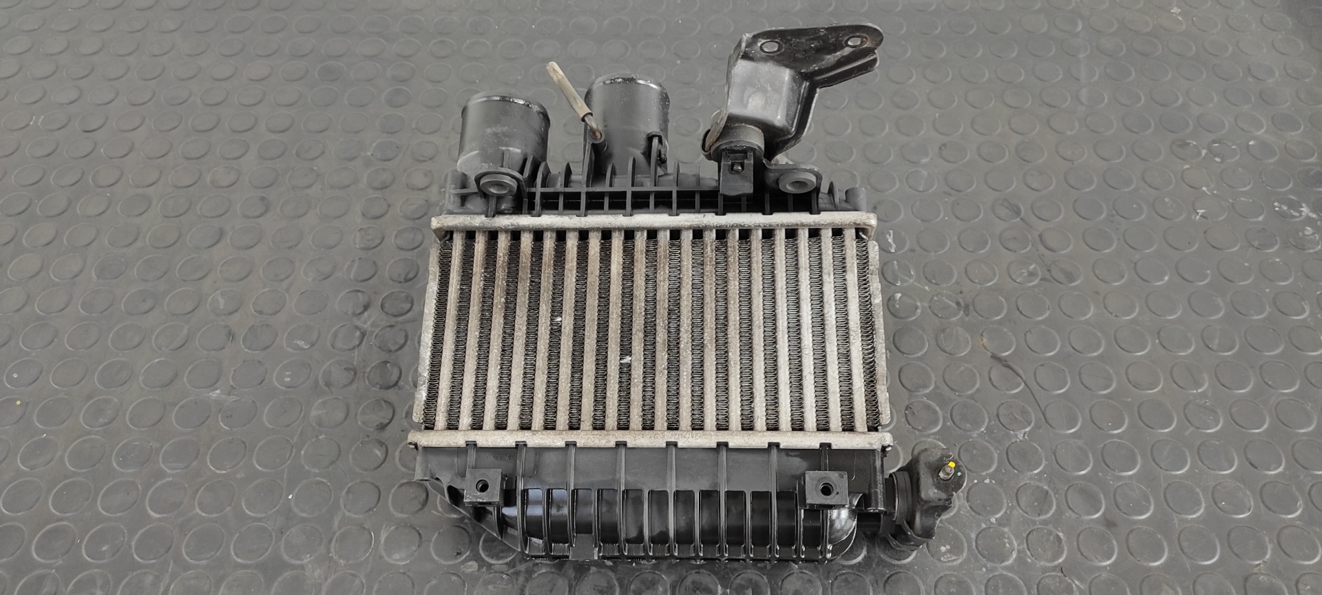 INTERCOOLER TOYOTA COROLLA VERSO (R1)