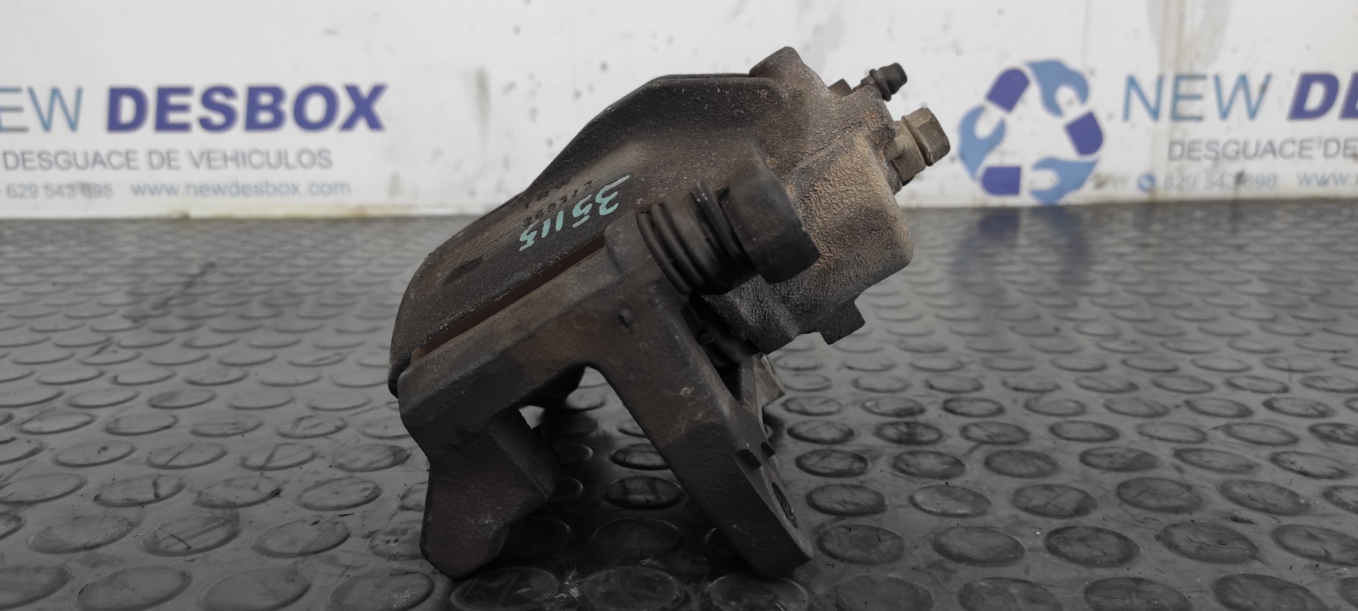 PINZA DE FRENO DELANTERA DERECHA TOYOTA COROLLA (E12) - vista 3