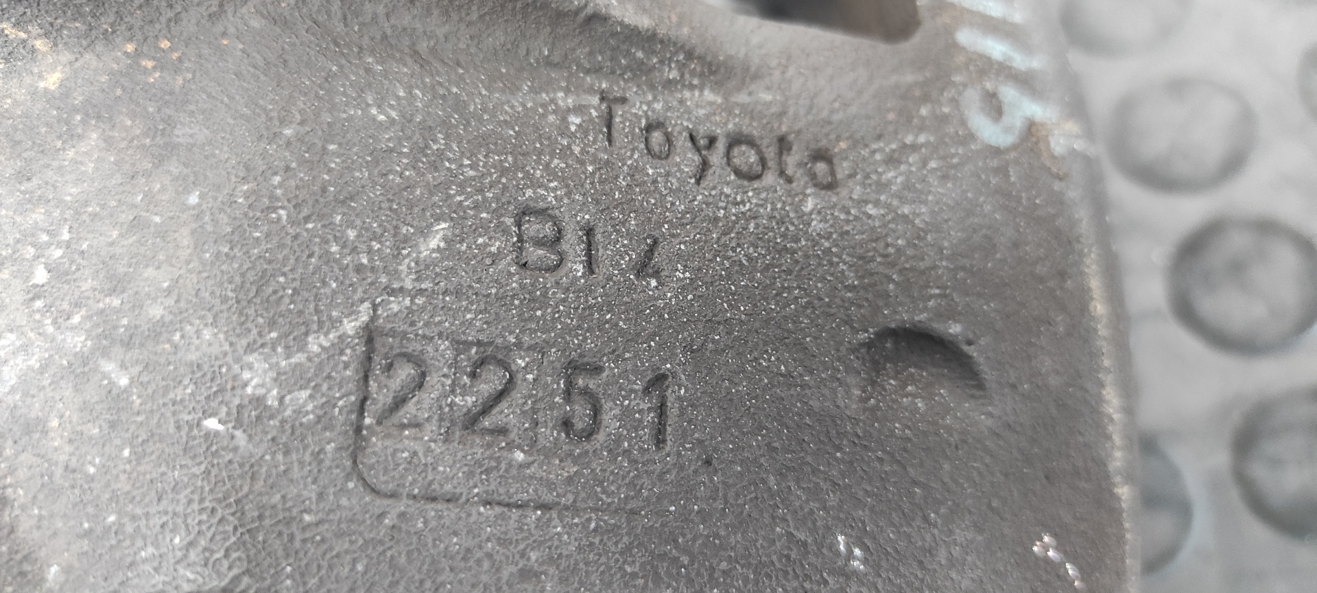 PINZA DE FRENO DELANTERA IZQUIERDA TOYOTA COROLLA (E12) - vista 3