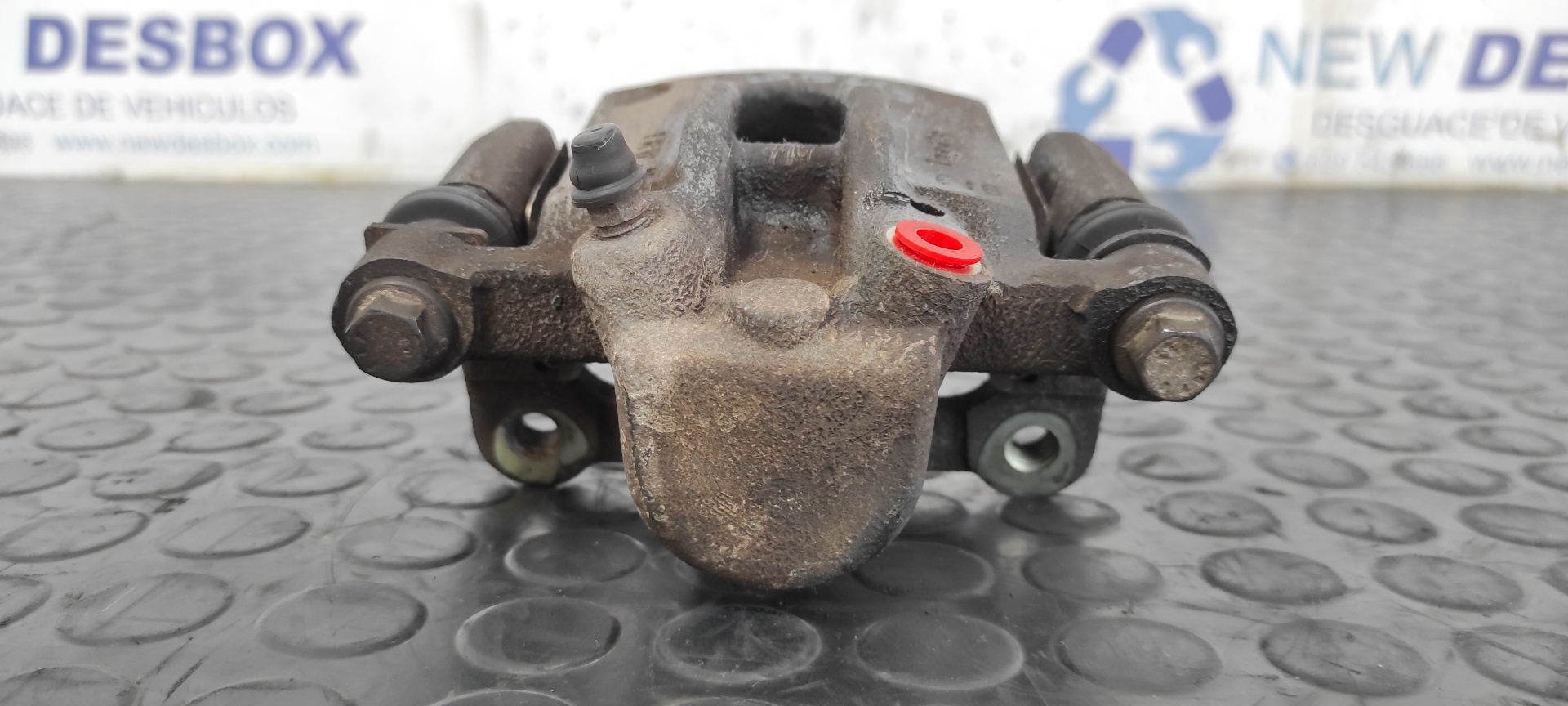 PINZA DE FRENO TRASERA IZQUIERDA TOYOTA COROLLA (E12) - vista 2