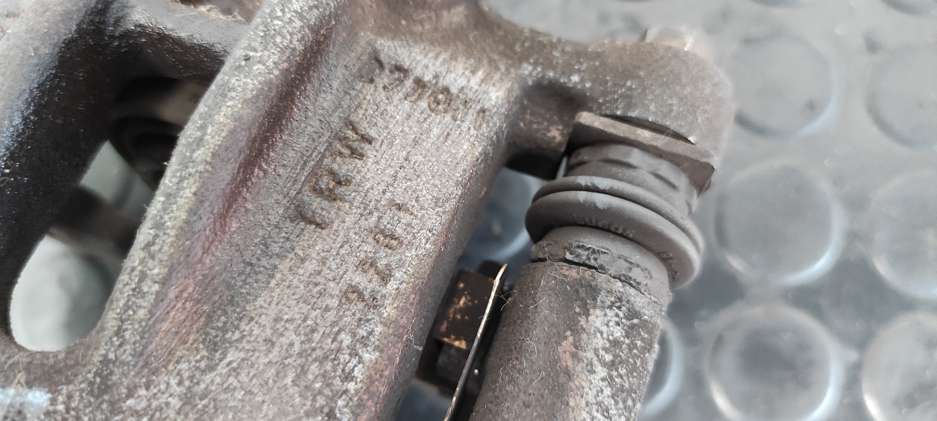 PINZA DE FRENO TRASERA IZQUIERDA TOYOTA COROLLA (E12) - vista 7