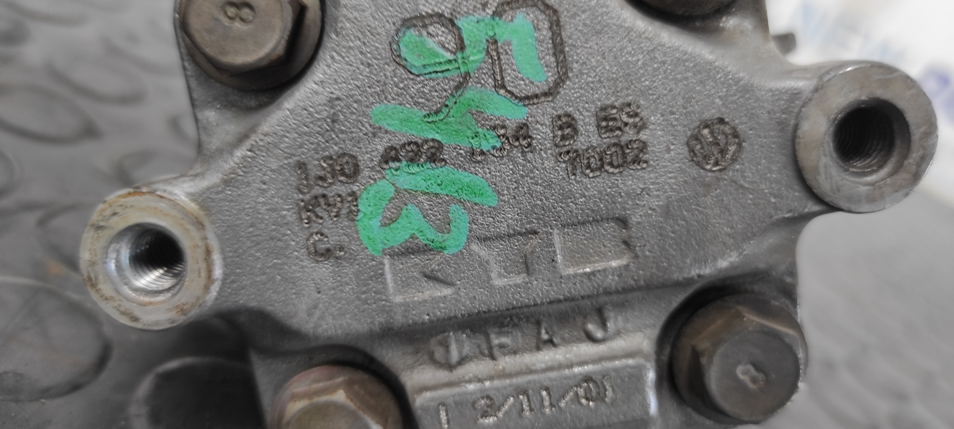 BOMBA DIRECCION SEAT LEON (1M1) - vista 2