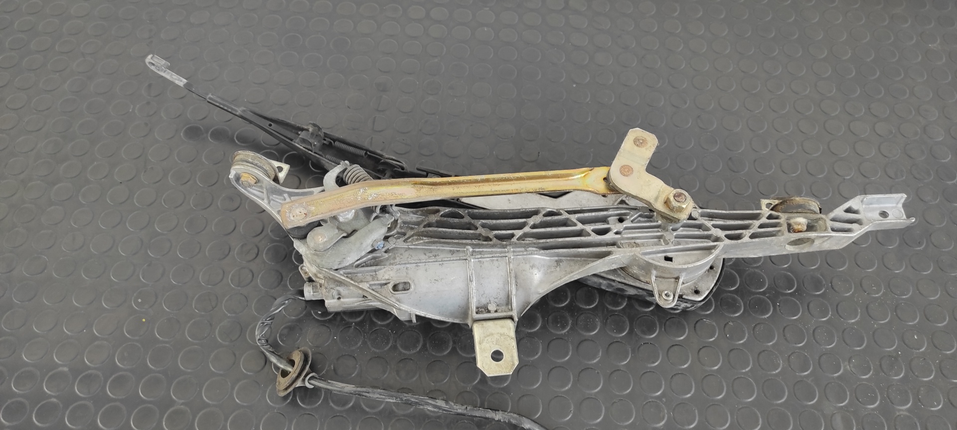 MOTOR LIMPIA DELANTERO MERCEDES-BENZ CLASE S (W140) BERLINA - vista 6