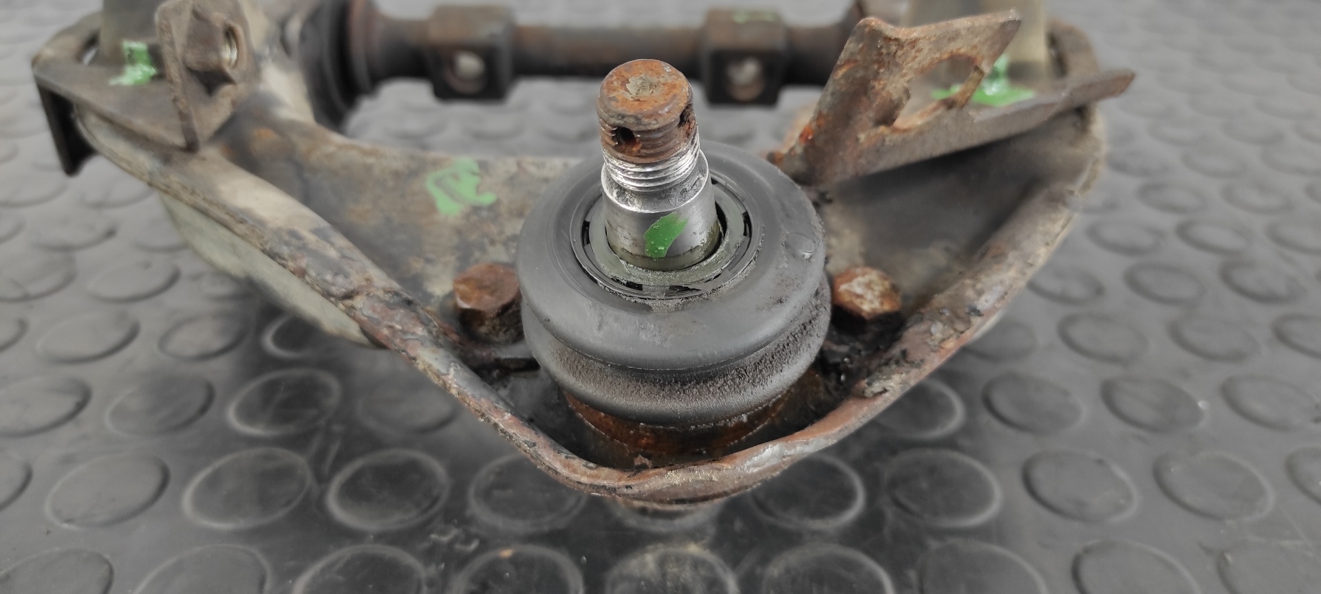 BRAZO DERECHO SUPERIOR DELANTERO MITSUBISHI MONTERO (V20/V40) - vista 4